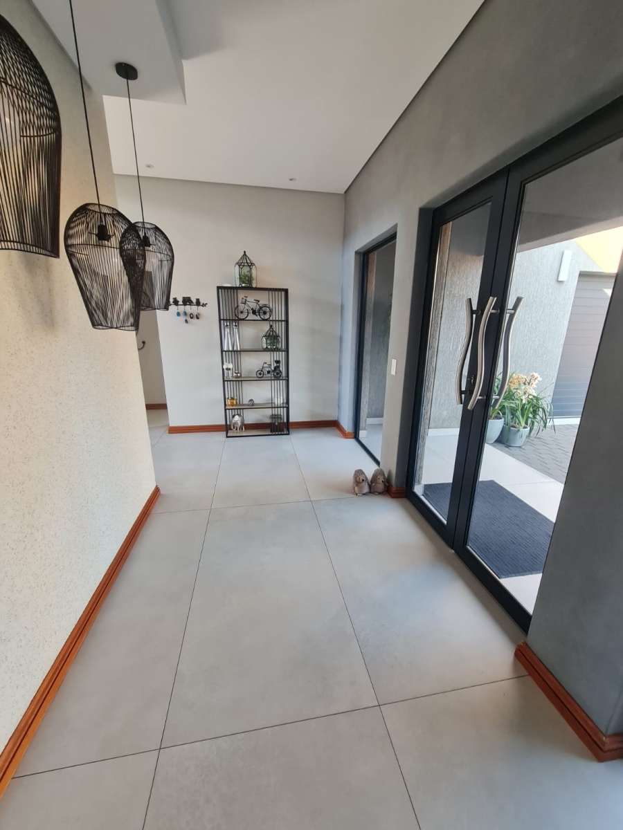 4 Bedroom Property for Sale in Heron Banks Golf Estate Free State